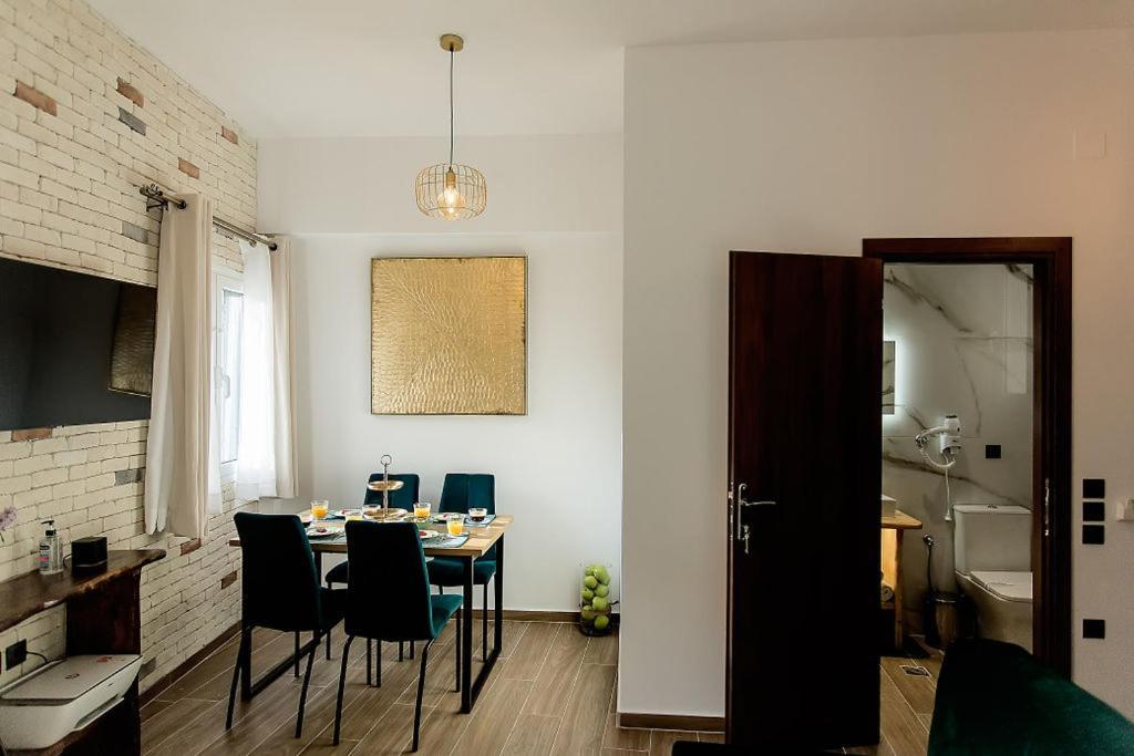 Deluxe Town Hall Square Flat In Historical Center 2 Corfu  Buitenkant foto
