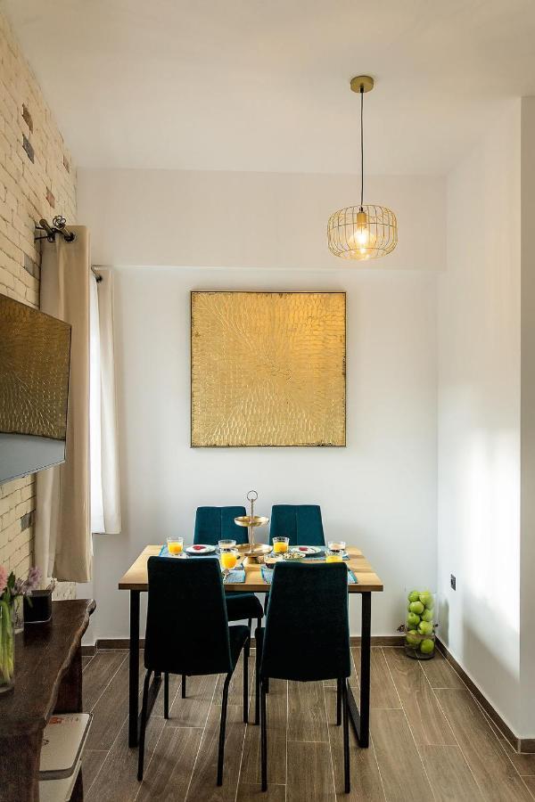 Deluxe Town Hall Square Flat In Historical Center 2 Corfu  Buitenkant foto
